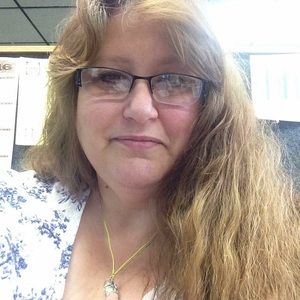 Meet your Posher, Lorrie
